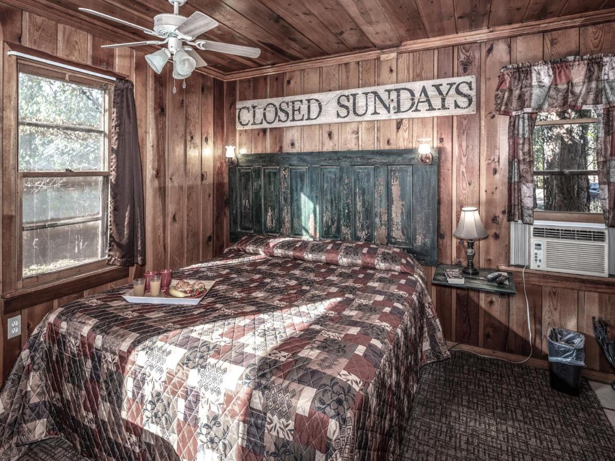 Apache Village 10, King Studio, Midtown, Sleeps 2 Ruidoso Exterior foto
