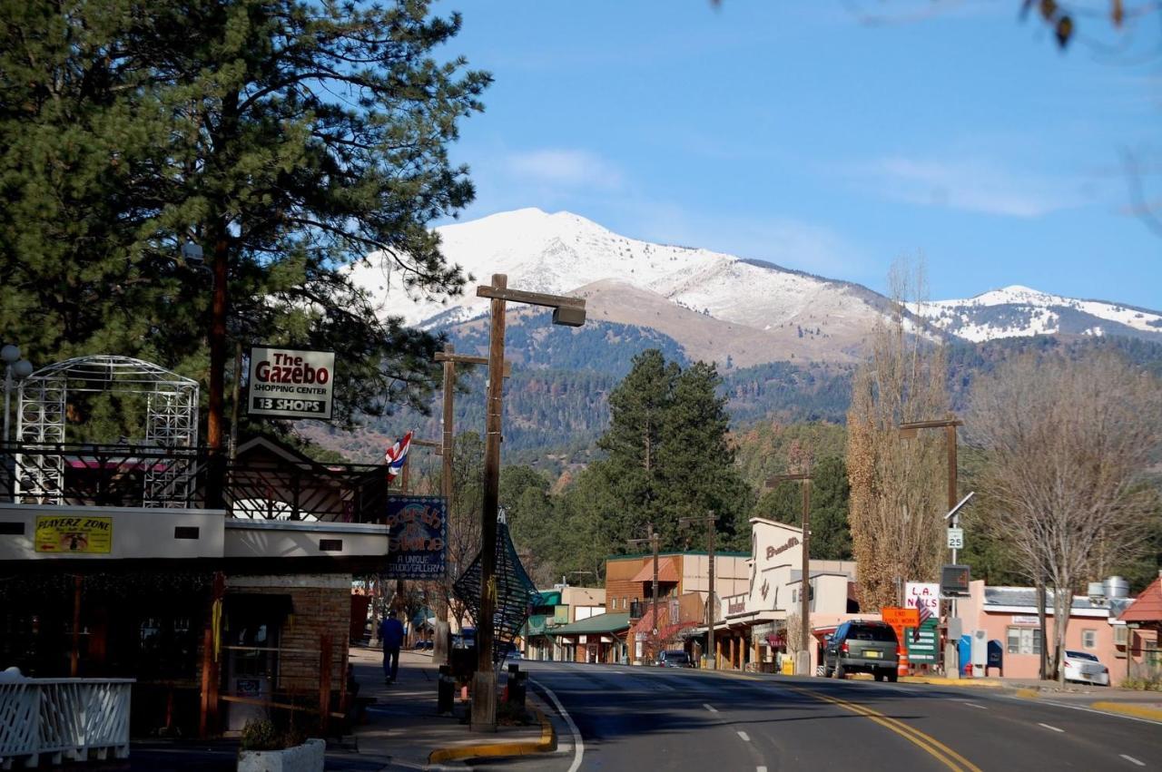 Apache Village 10, King Studio, Midtown, Sleeps 2 Ruidoso Exterior foto